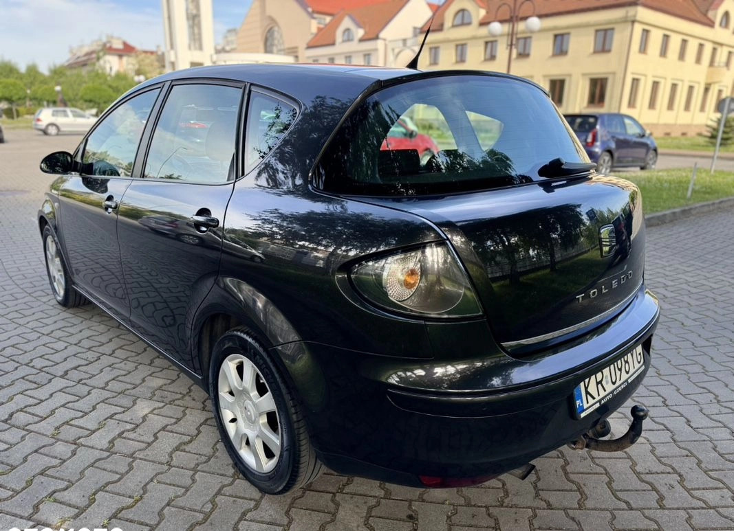 Seat Altea cena 10900 przebieg: 221000, rok produkcji 2006 z Kraków małe 106